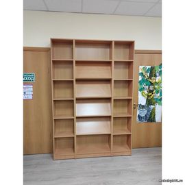 Библиотечный стеллаж 3х секционный